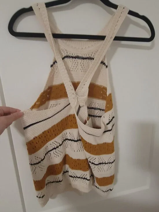 Sézane Malvina Halter Crochet Knit Sweater Top - Black & Yellow, Size Large BNWT - Picture 4 of 6